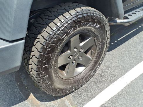 Used 2018 Jeep Wrangler Unlimited Sport S AWD/4WD image 8
