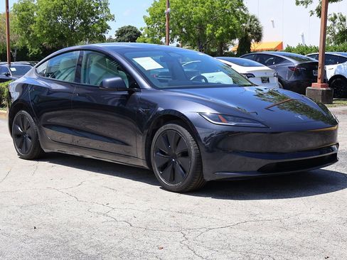 Used 2024 Tesla Model 3 Standard Range RWD image 55