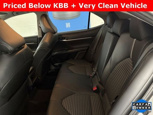 Used 2024 Toyota Camry SE image 17