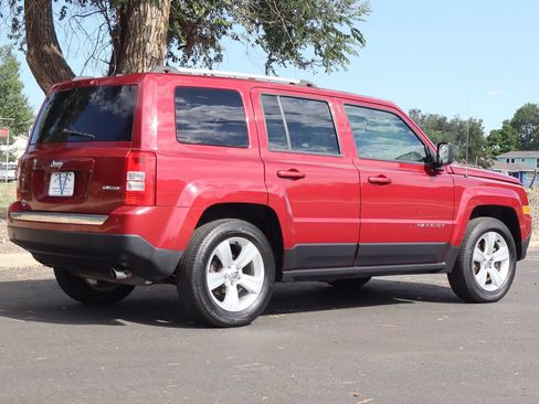 Used 2015 Jeep Patriot Limited w/ Sun/Sound Group FWD image 5