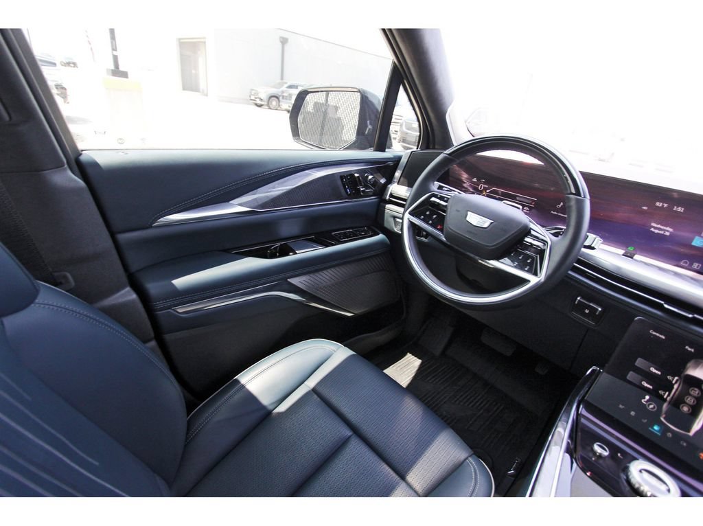 New 2026 Cadillac Escalade IQ Luxury 2 AWD/4WD image 8