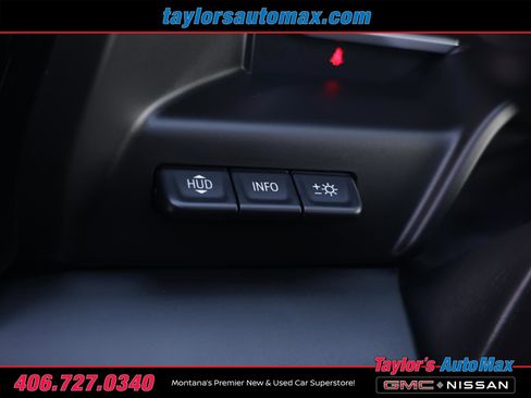 Used 2022 GMC Sierra 1500 AT4 w/ AT4 Premium Package AWD/4WD image 32