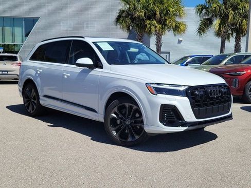 Certified 2025 Audi Q7 3.0T Premium Plus w/ Premium Plus Package image 32