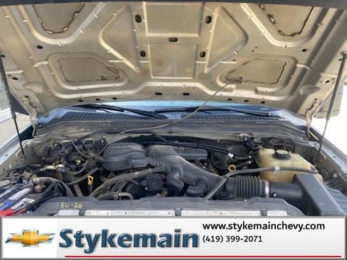 Used 2008 Ford F550 4x4 Regular Cab Super Duty image 10
