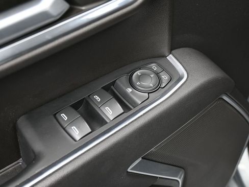 Used 2023 Chevrolet Silverado 1500 RST image 17