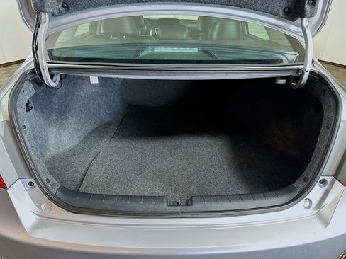 Used 2015 Honda Accord EX-L image 24