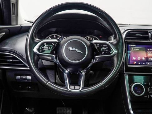 Used 2020 Jaguar XE S image 15