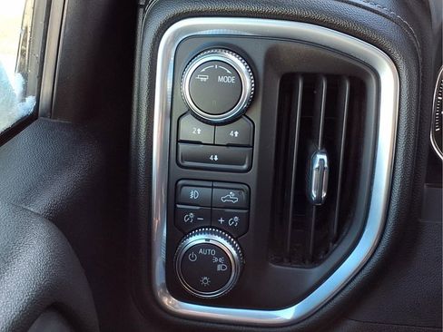 Used 2022 GMC Sierra 2500 SLE w/ SLE Value Package; image 13