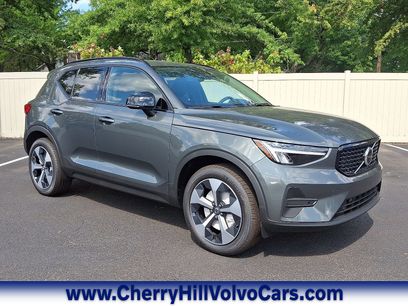 New 2026 Volvo XC40 B5 Core w/ Protection Package Premier