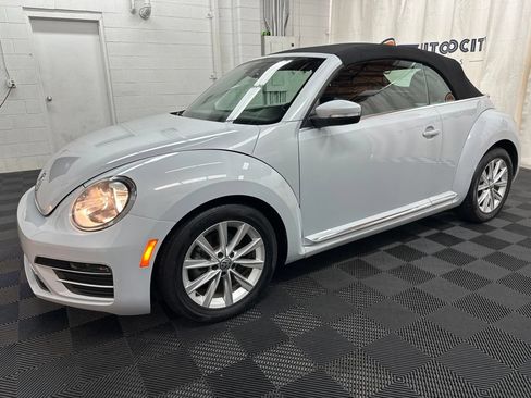 Used 2019 Volkswagen Beetle 2.0T SE FWD image 5