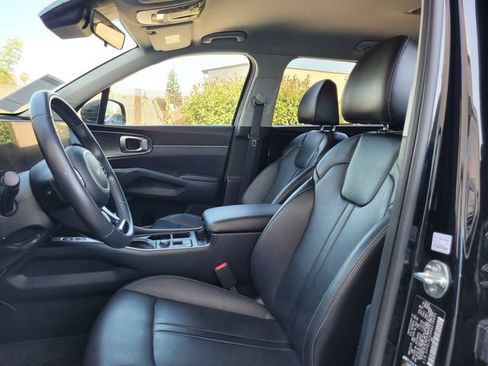 Certified 2024 Kia Sorento S AWD/4WD image 13