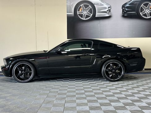 Used 2008 Ford Mustang GT Premium RWD image 7
