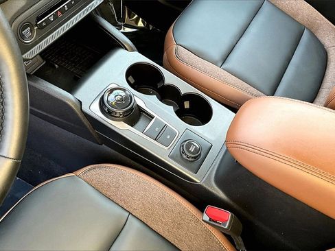 Certified 2025 Ford Bronco Sport Outer Banks w/ Outer Banks Tech Package+ image 16