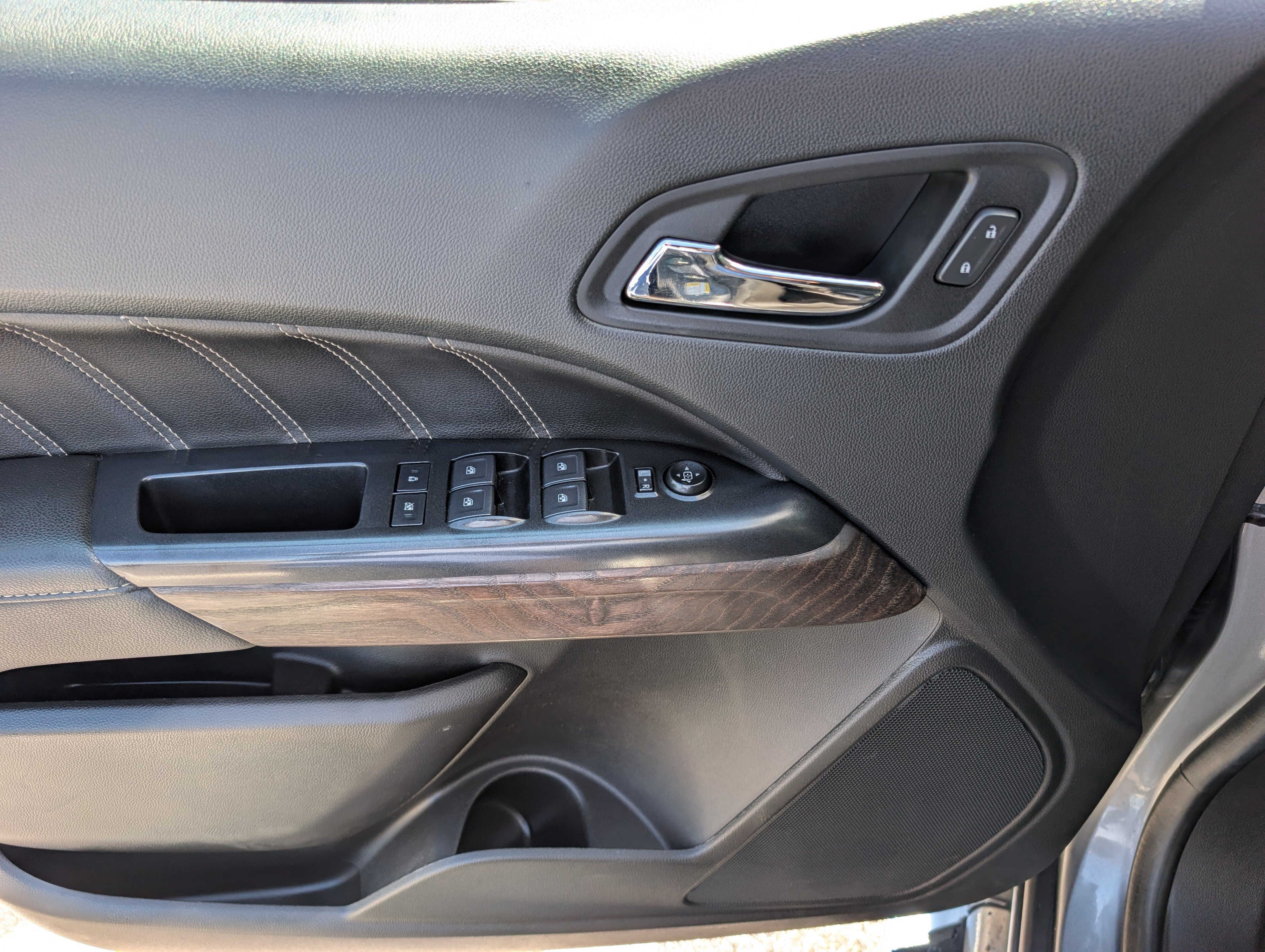 Used 2022 GMC Canyon Denali AWD/4WD image 19