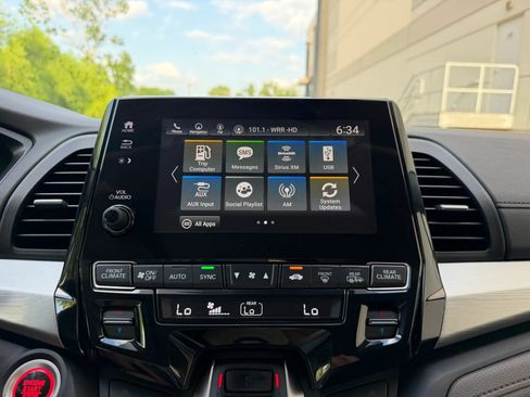 Used 2018 Honda Odyssey EX-L image 33