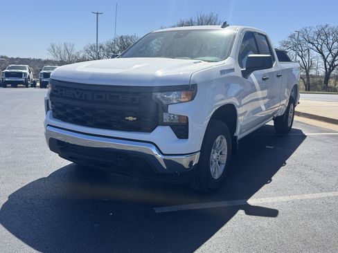New 2026 Chevrolet Silverado 1500 W/T image 2