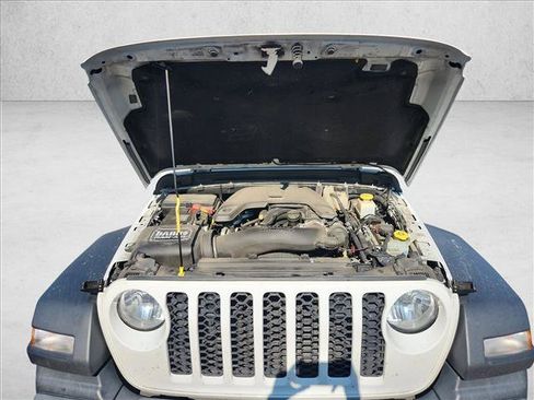 Used 2020 Jeep Gladiator Sport w/ Quick Order Package 23S AWD/4WD image 10