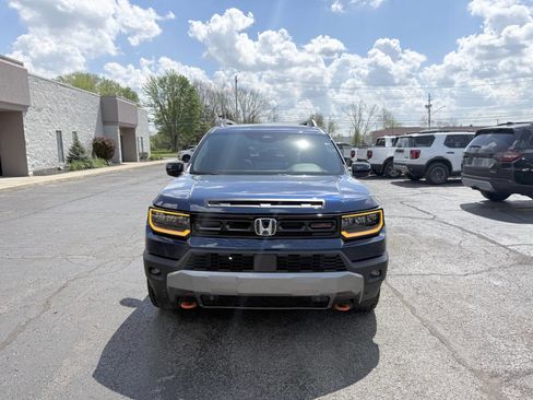 Used 2026 Honda Passport TrailSport image 3