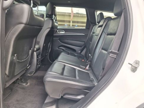 Used 2022 Jeep Grand Cherokee Limited AWD/4WD image 10