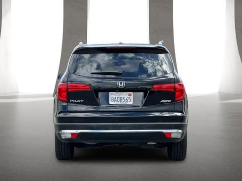 Used 2017 Honda Pilot Elite image 5