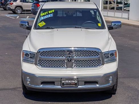 Used 2017 RAM 1500 Laramie w/ Convenience Group AWD/4WD image 32