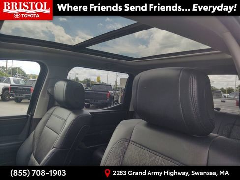 Used 2022 Toyota Tundra Limited AWD/4WD image 21