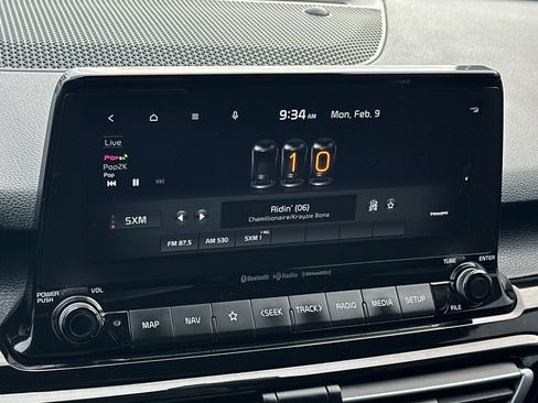 Used 2022 Kia Seltos EX image 18