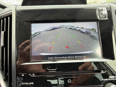 Used 2023 Subaru Forester Premium AWD/4WD image 12