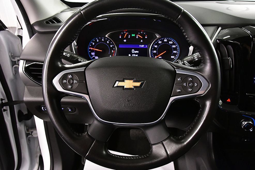 Used 2021 Chevrolet Traverse LT AWD/4WD image 18
