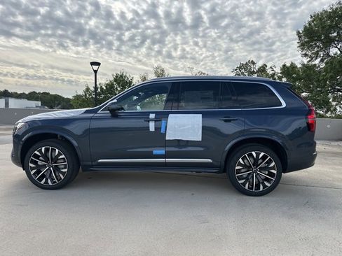 New 2026 Volvo XC90 B6 Plus w/ Protection Package Premier image 4
