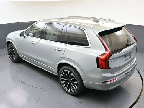 New 2026 Volvo XC90 B6 Plus w/ Protection Package Premier image 48