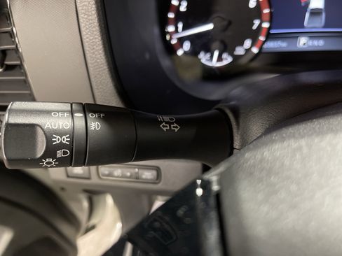 Used 2024 Nissan Frontier PRO-4X w/ Pro Convenience Package image 21