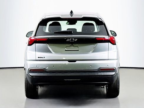New 2027 Chevrolet Bolt LT w/ Comfort Package FWD image 6