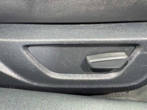 Used 2022 Ford Mustang Premium RWD image 19