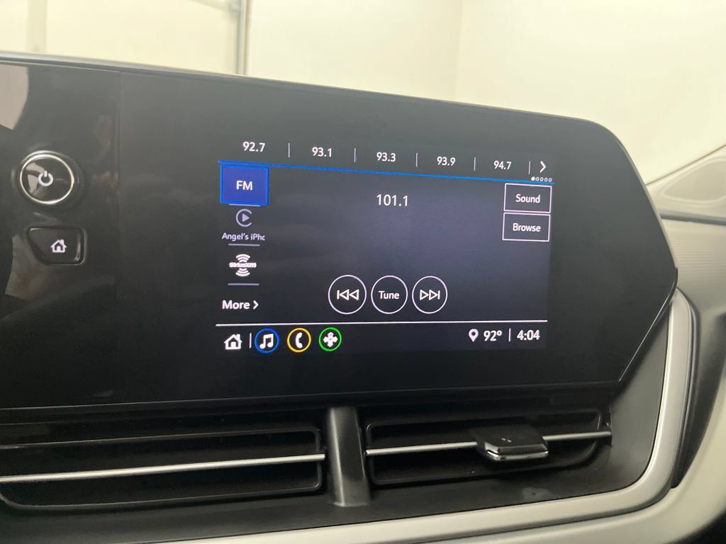Used 2025 Chevrolet Trax LS FWD image 21