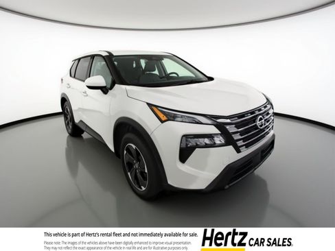 Used 2025 Nissan Rogue SV AWD/4WD image 1