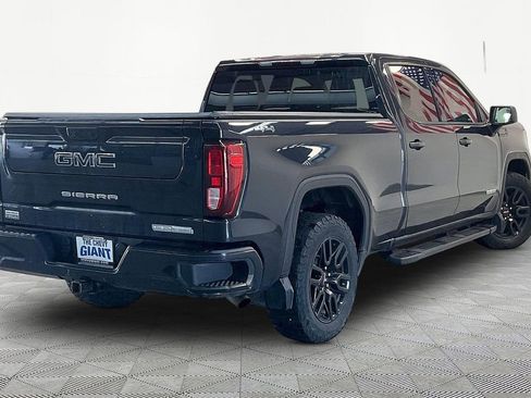 Used 2022 GMC Sierra 1500 Elevation w/ LPO, Elevation Black Package AWD/4WD image 7
