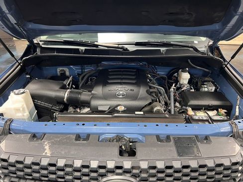 Used 2020 Toyota Tundra SR5 w/ TRD Off-Road Package image 18