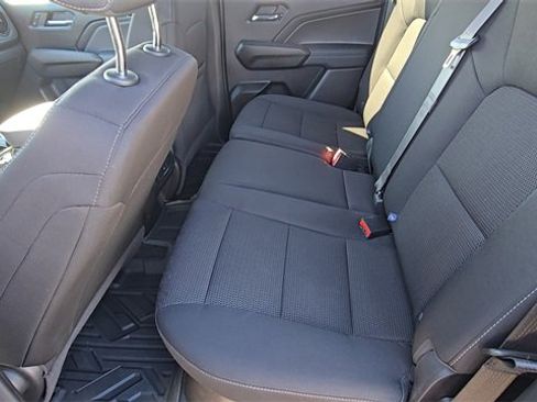Used 2024 Chevrolet Colorado LT w/ LT Convenience Package image 17