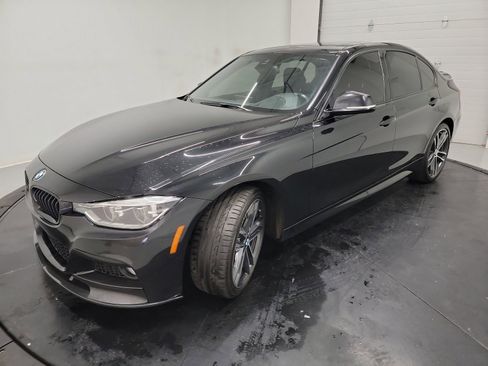 Used 2018 BMW 340i xDrive Sedan AWD/4WD image 3