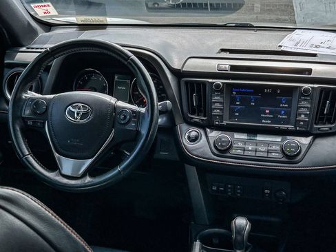 Used 2016 Toyota RAV4 SE FWD image 13