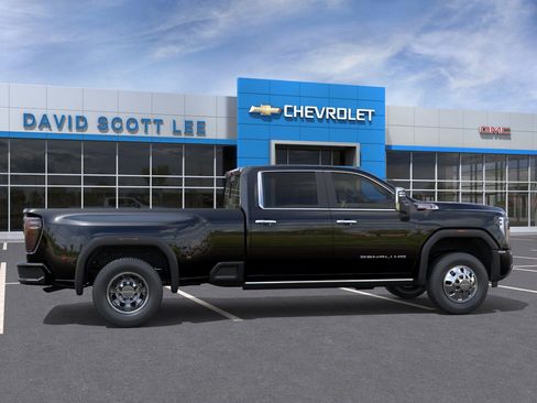 New 2026 GMC Sierra 3500 Denali AWD/4WD image 5