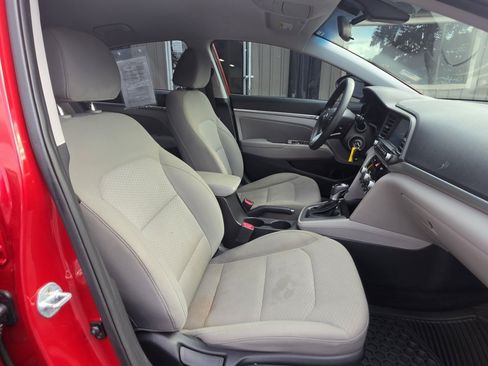 Used 2020 Hyundai Elantra SEL FWD image 11
