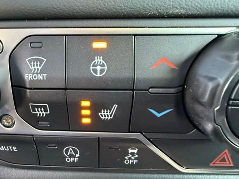 New 2026 Jeep Gladiator Sport image 25