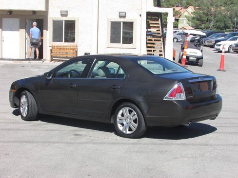 Used 2006 Ford Fusion SEL FWD image 6