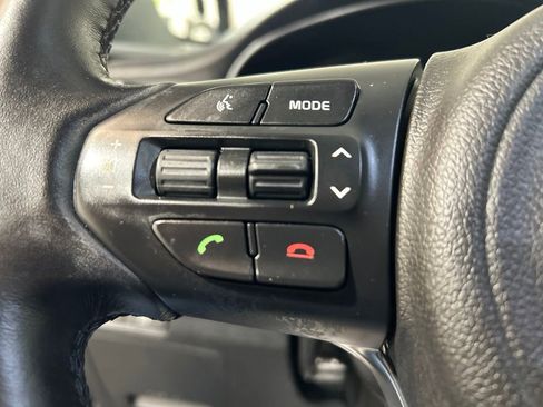 Used 2017 Kia Sorento SX AWD/4WD image 26