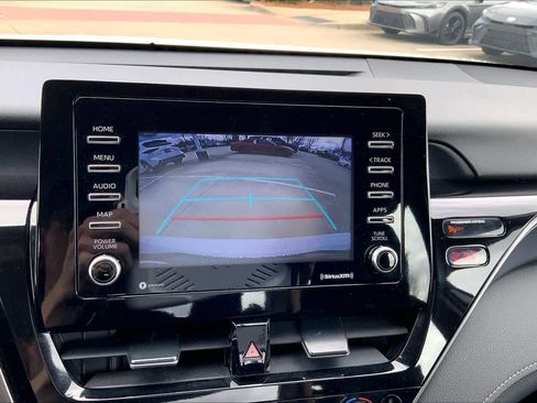 Used 2024 Toyota Camry SE image 28