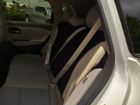 Certified 2023 Nissan Rogue SV FWD image 11