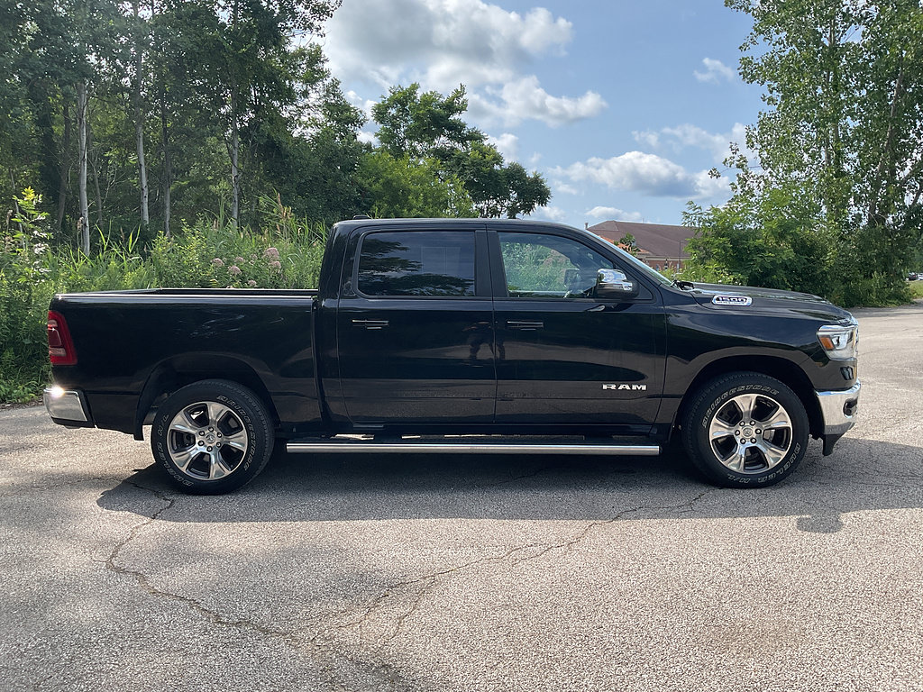 Used 2024 RAM 1500 Laramie AWD/4WD image 4