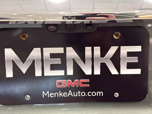 Used 2023 Buick Enclave Essence w/ Sound and Sites Package image 9